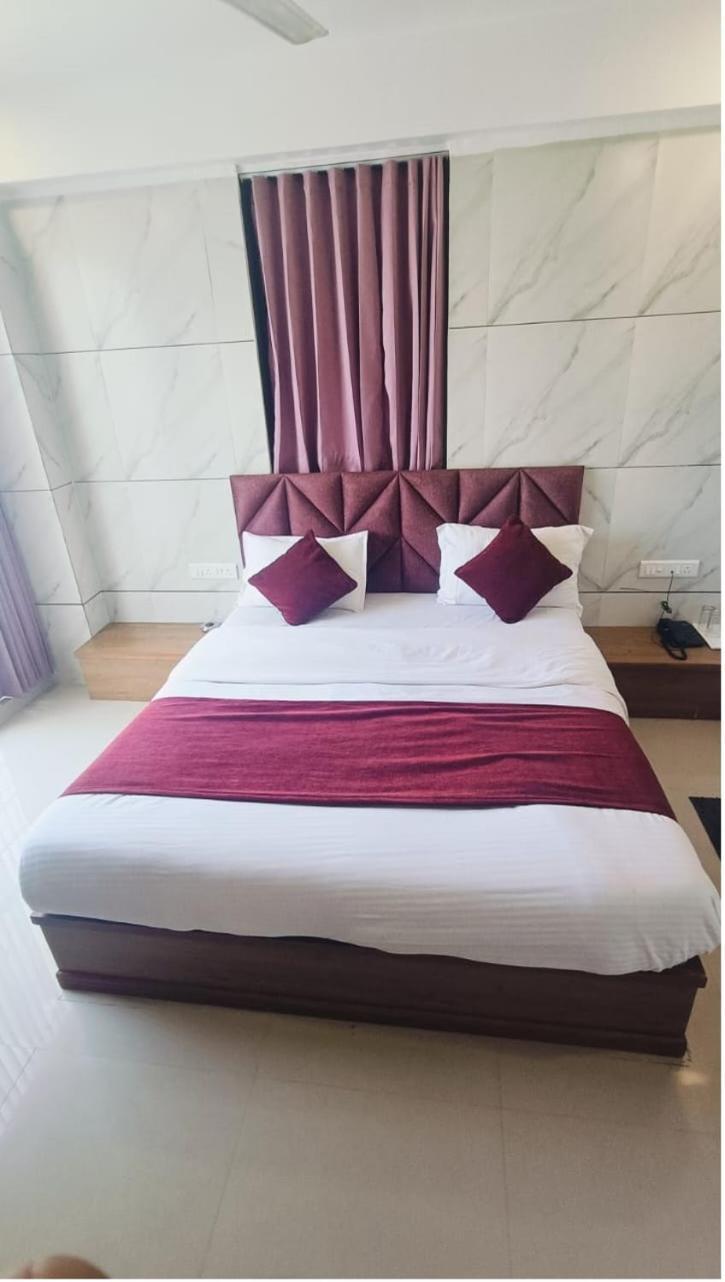 Hotel The Grand Pritam Gandhinagar Exterior foto